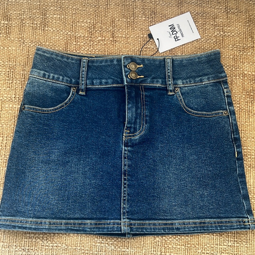 princess polly jean skirt - size 6. new. tag on.